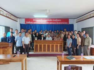 ຄູສອນປະຈຳການຊັ້ນປະຖົມສຶກສາ ປີທີ 1 ເມືອງໂພນທອງ ໄດ້ຮັບການຍົມລະດັບດ້ານການນຳໃຊ້ຄູ່ມືແນະນຳເພີ່ມການສອນວິຊາພາສາລາວ ແລະ ຄະນິດສາດ